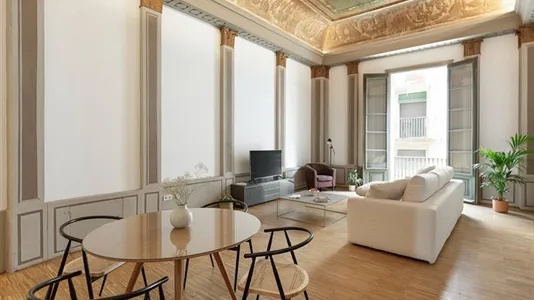 Apartments in Barcelona Ciutat Vella - photo 5