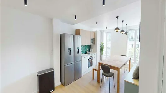 Rooms in Paris 9ème arrondissement - photo 9