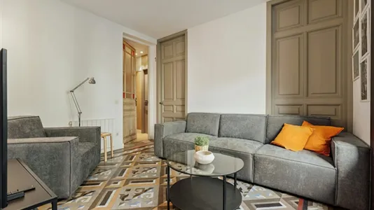 Rooms in Barcelona Eixample - photo 9