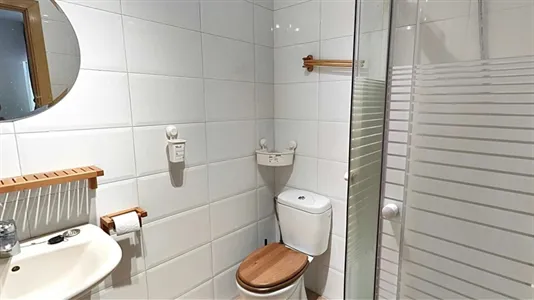 Rooms in Madrid Chamberí - photo 8