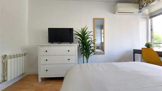Rooms in Madrid Hortaleza - photo 8