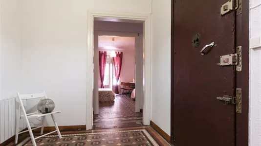 Rooms in Barcelona Ciutat Vella - photo 6