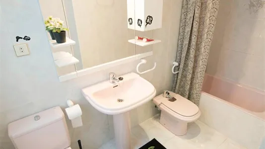 Rooms in Bilbao - photo 8