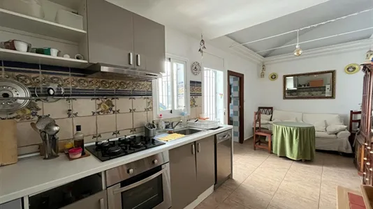 Houses in Huétor Vega - photo 8