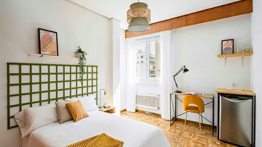 Rooms in Madrid Salamanca - photo 4