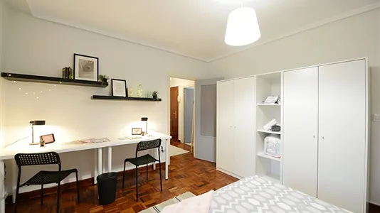 Rooms in Bilbao - photo 6