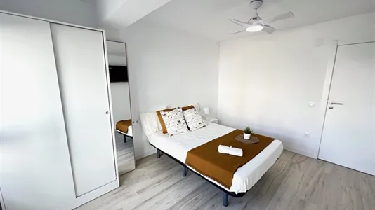 Rooms in Valencia Algirós - photo 7