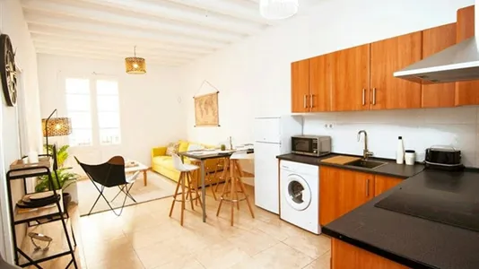Apartments in Barcelona Ciutat Vella - photo 5