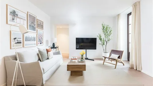 Apartments in Barcelona Ciutat Vella - photo 4