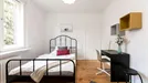 Room for rent, Berlin, &lt;span class=&quot;blurred street&quot; onclick=&quot;ProcessAdRequest(8865350)&quot;&gt;&lt;span class=&quot;hint&quot;&gt;See streetname&lt;/span&gt;[xxxxxxxxxxxxx]&lt;/span&gt;