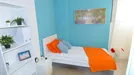 Room for rent, Modena, Emilia-Romagna, &lt;span class=&quot;blurred street&quot; onclick=&quot;ProcessAdRequest(9941722)&quot;&gt;&lt;span class=&quot;hint&quot;&gt;See streetname&lt;/span&gt;[xxxxxxxxxxxxx]&lt;/span&gt;