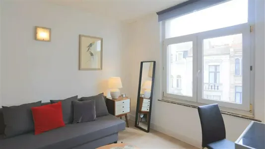 Apartments in Brussels Sint-Gillis - photo 2