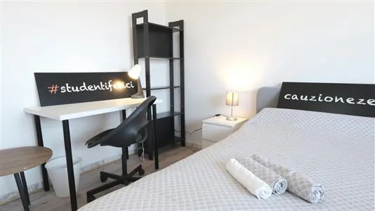 Rooms in Sassari - photo 4
