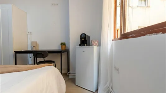 Rooms in Madrid Chamberí - photo 4