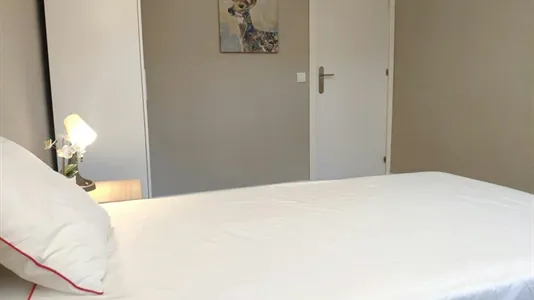 Rooms in Madrid Puente de Vallecas - photo 1