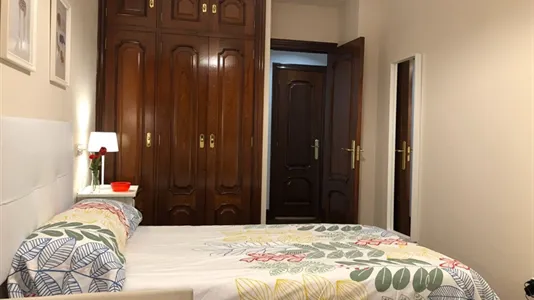 Rooms in Bilbao - photo 9