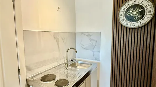 Rooms in Brussels Anderlecht - photo 9