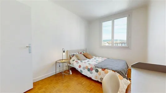 Rooms in Clermont-Ferrand - photo 3