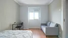 Room for rent, Lisbon (region), &lt;span class=&quot;blurred street&quot; onclick=&quot;ProcessAdRequest(7744125)&quot;&gt;&lt;span class=&quot;hint&quot;&gt;See streetname&lt;/span&gt;[xxxxxxxxxxxxx]&lt;/span&gt;