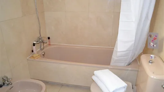 Rooms in Madrid Chamberí - photo 9