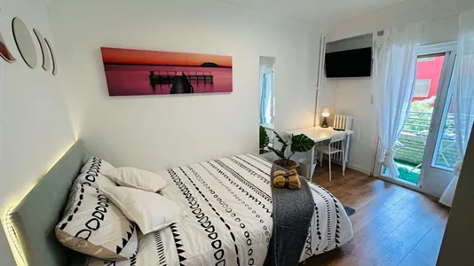 Rooms in Zaragoza - photo 3