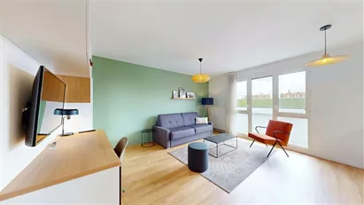 Apartment for rent in L'Haÿ-les-Roses, Île-de-France