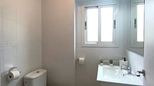 Rooms in Tarragona - photo 4