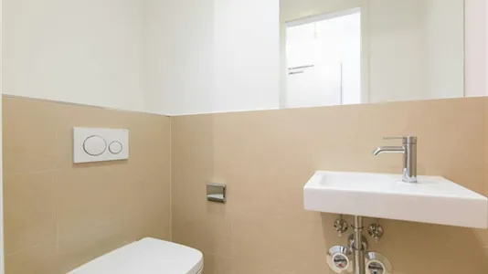 Rooms in Berlin Mitte - photo 7