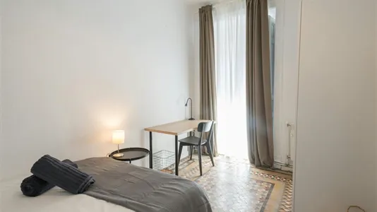 Rooms in Madrid Retiro - photo 2