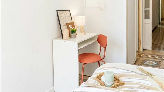 Rooms in Barcelona Eixample - photo 3
