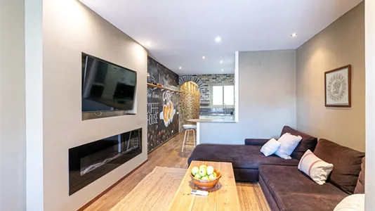 Apartments in Barcelona Eixample - photo 2