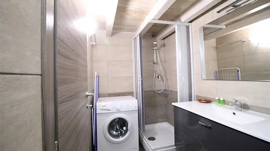 Apartments in Roma Municipio VII – Appio-Latino/Tuscolano/Cinecittà - photo 8