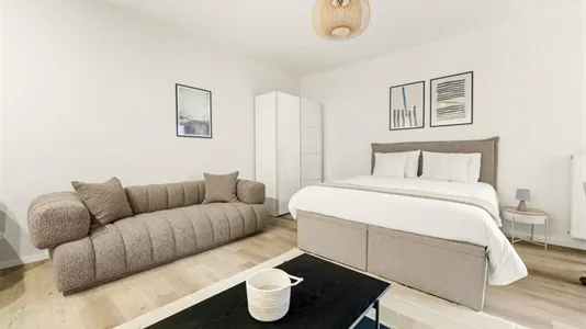 Apartments in Berlin Charlottenburg-Wilmersdorf - photo 3