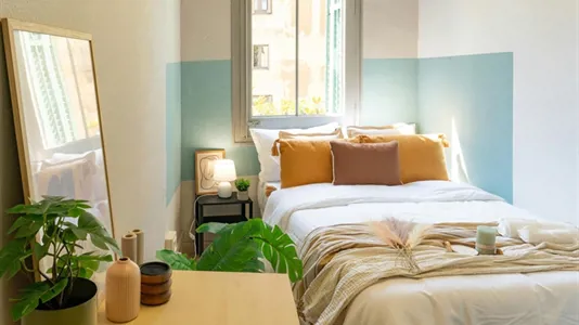 Rooms in Barcelona Ciutat Vella - photo 2