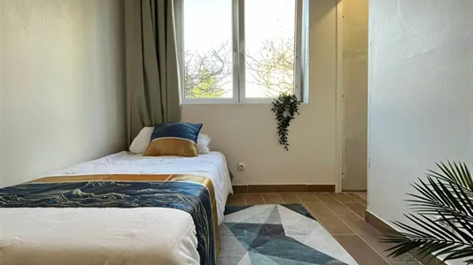 Apartments in Créteil - photo 2