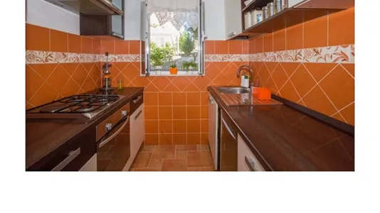 Houses in Dobrovnik - photo 5