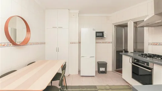 Rooms in Reus - photo 9