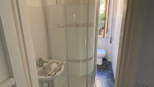 Rooms in Florence - photo 9