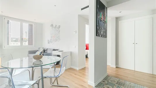 Apartments in Barcelona Eixample - photo 4