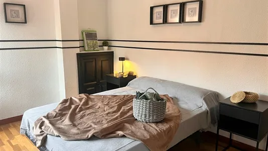 Rooms in Madrid Chamartín - photo 4