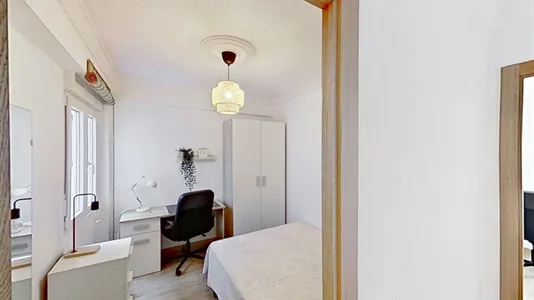 Rooms in Zaragoza - photo 4