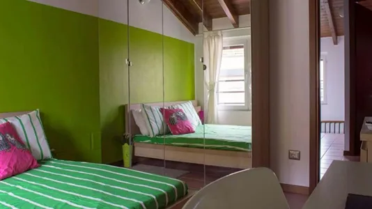 Rooms in Milano Zona 8 - Fiera, Gallaratese, Quarto Oggiaro - photo 1