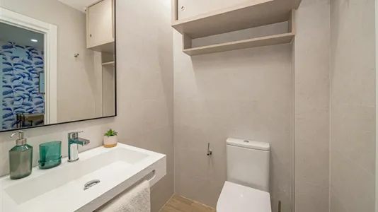 Rooms in Málaga - photo 7