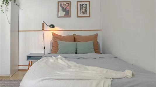 Rooms in Barcelona Eixample - photo 4