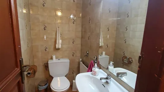 Rooms in Madrid Centro - photo 10