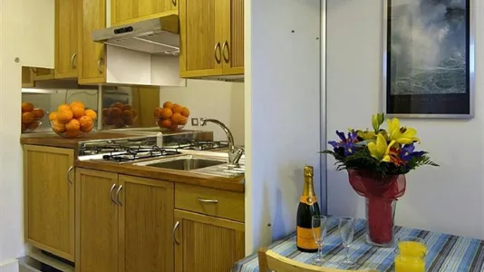 Houses in Roma Municipio XII – Monte Verde - photo 3