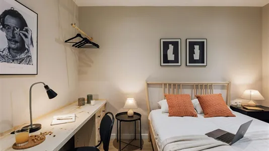 Rooms in Barcelona Gràcia - photo 2