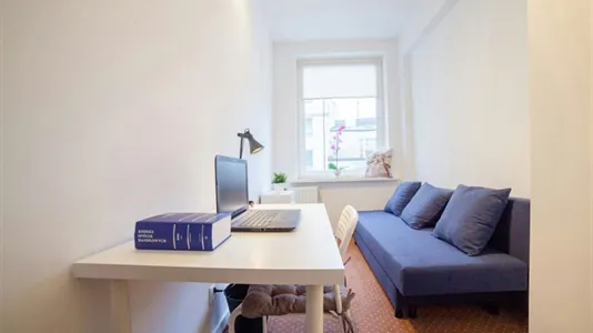 Rooms in Location is not specified - photo 1