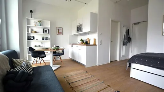 Apartments in Frankfurt Mitte-West - photo 4