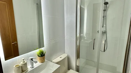 Rooms in Madrid Salamanca - photo 9